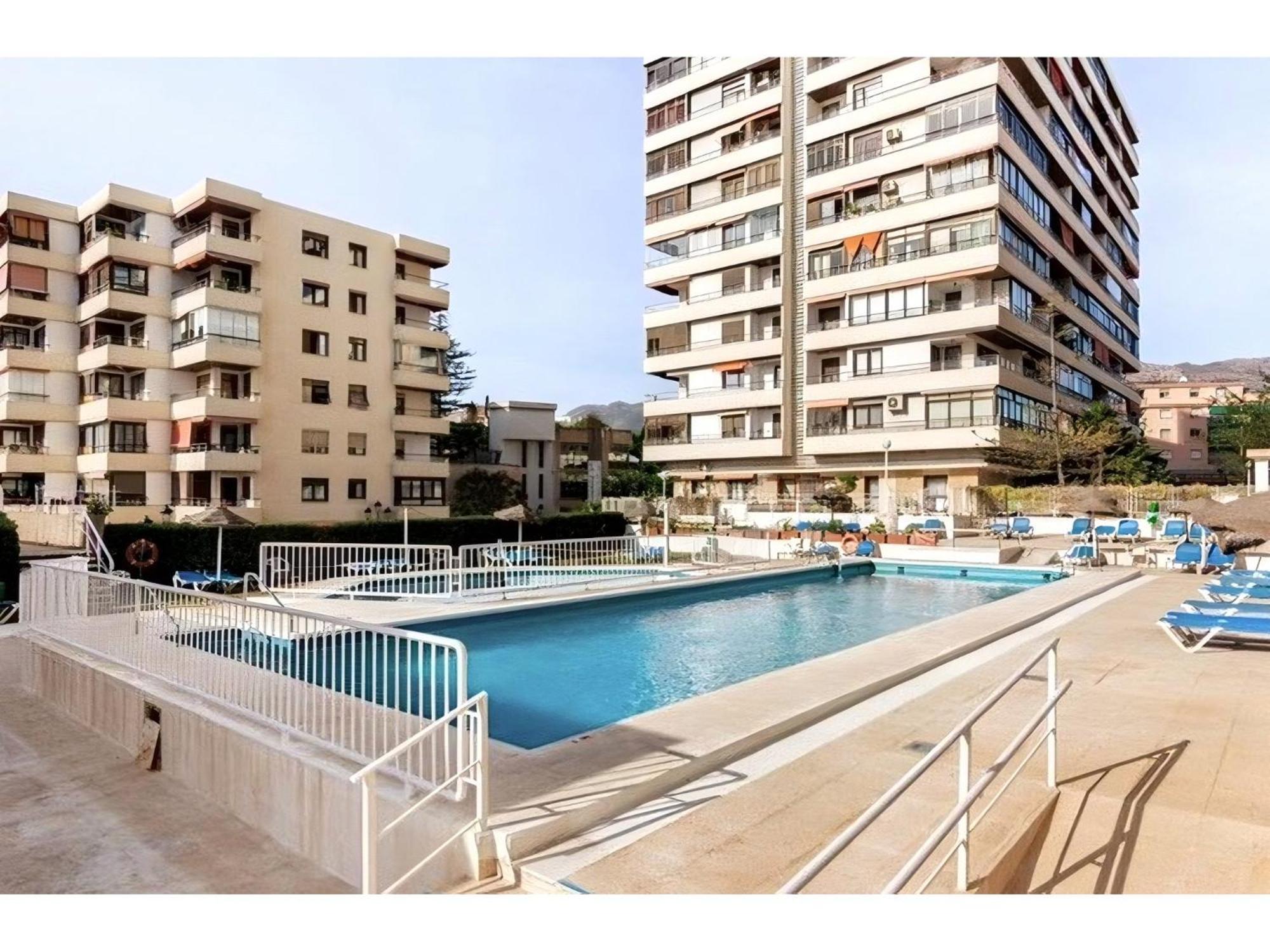 Апартаменти Oasis Sea & Sky - La Nogalera Торремолінос Екстер'єр фото